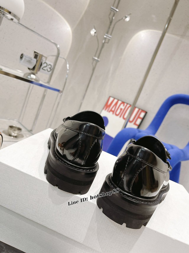 Celine專櫃款女鞋 賽琳2022早春新款凱旋門樂福鞋系列流蘇款單皮鞋 dx2142